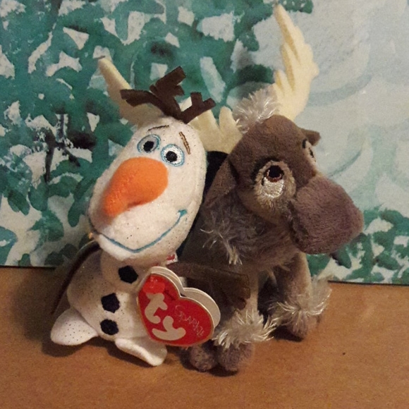 frozen beanie boos